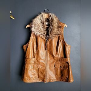 Brown Faux Leather Fur Vest Sz XL Zip Closure Chore Pocket Belt Waist Copper
